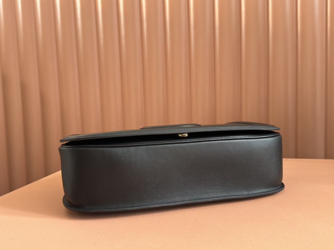 Gucci Blondie Black shoulder everyday