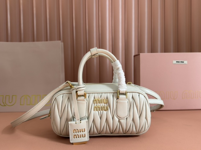 Miu Miu Arcadia Leather Handbag, White Lambskin, Crossbody Bag 6 Miu Miu Arcadia Leather Handbag, White Lambskin, Crossbody Bag