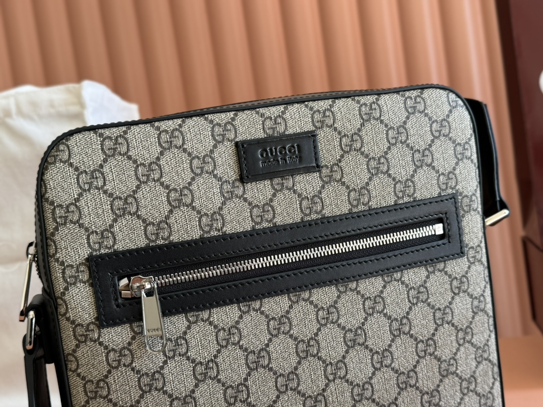 💋💋💋【Gucci 古奇】💥官方新款、专柜验货无压力💯原代工手艺，采用进口原厂皮‼️进口五金‼️媲美专柜货，由一支具有十年经验功底团队打造‼️图片是实物拍摄，🈚️添加任何效果‼️型号：473878尺寸：27、28、7¥380