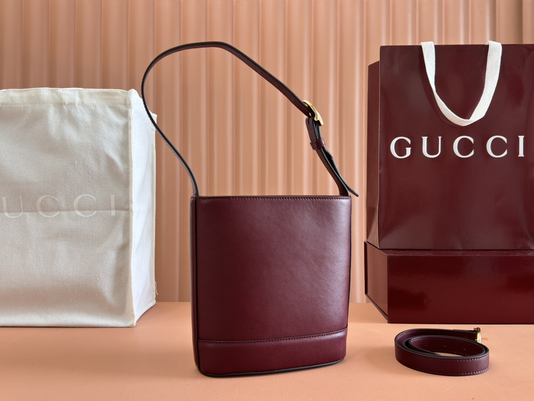 Gucci Burgundy mini crossbody everyday