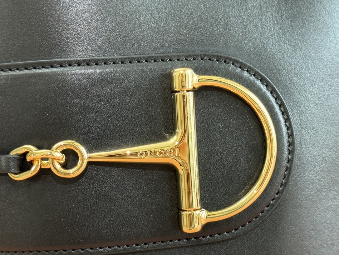 Gucci Black mini crossbody everyday