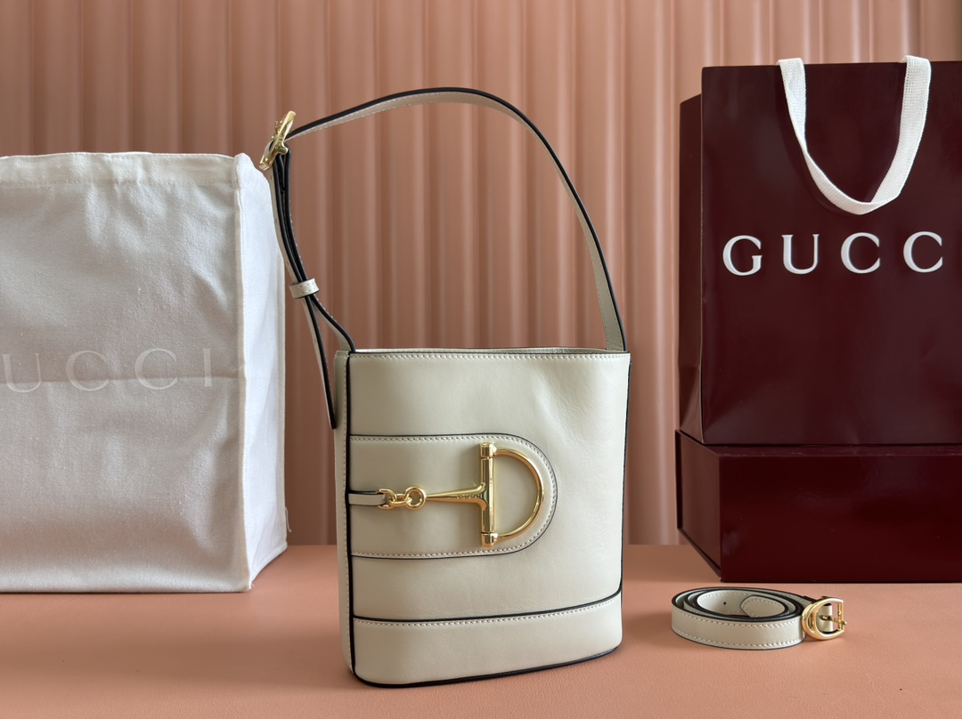 Gucci 73 White mini shoulder everyday