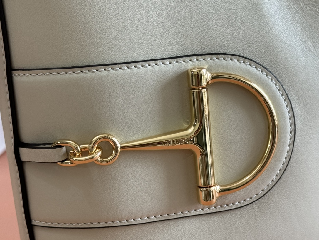 Gucci 73 White mini shoulder everyday