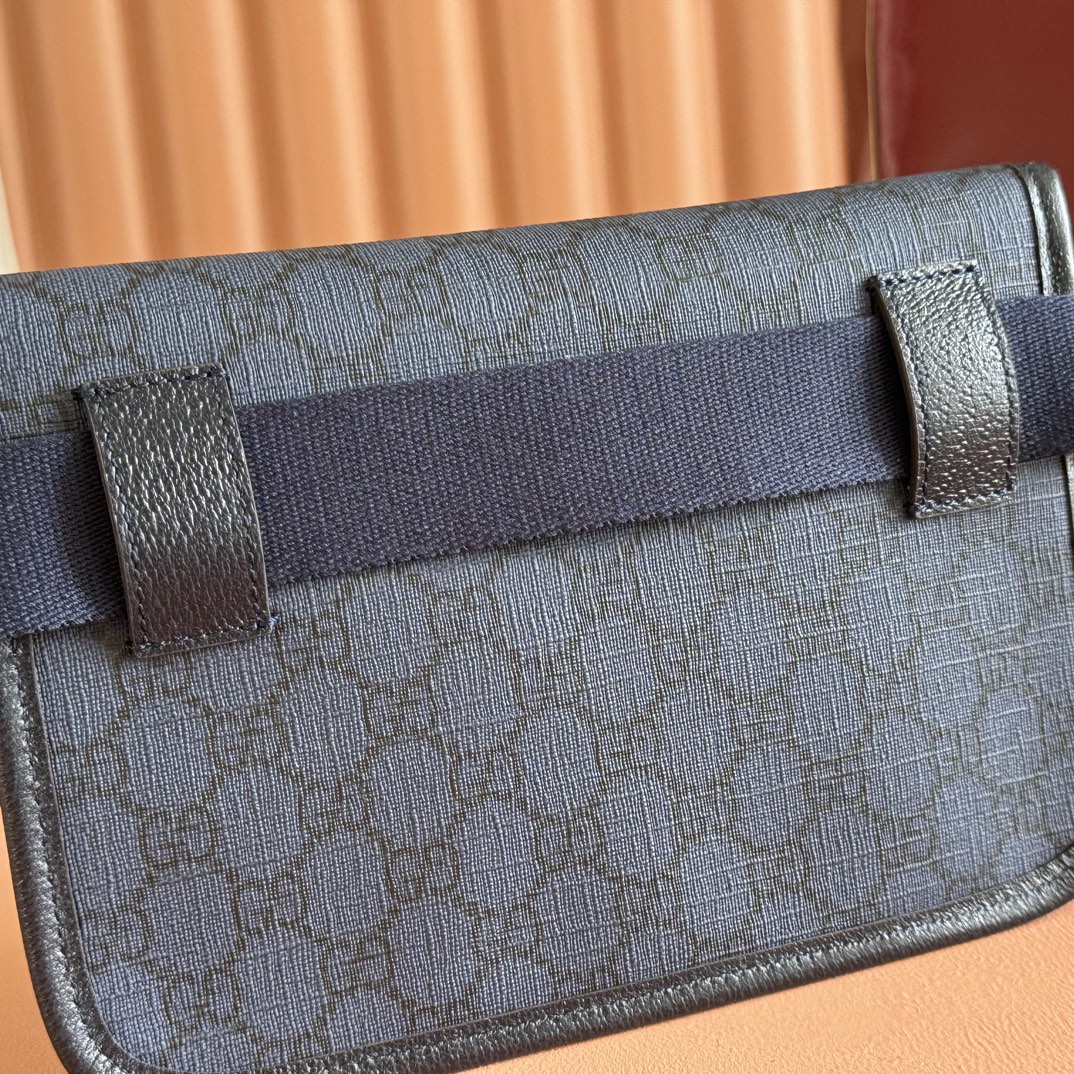 Gucci Ophidia GG GG Supreme navy crossbody