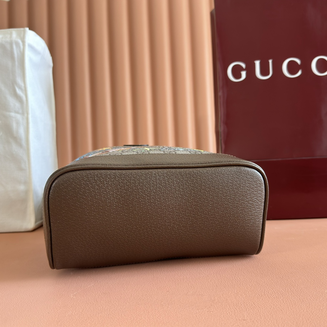 Gucci 552884 GG Supreme beige brown 22 29 12cm everyday