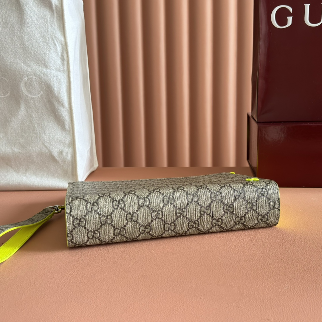 Gucci GG Supreme Beige/Ebony with Neon Yellow everyday
