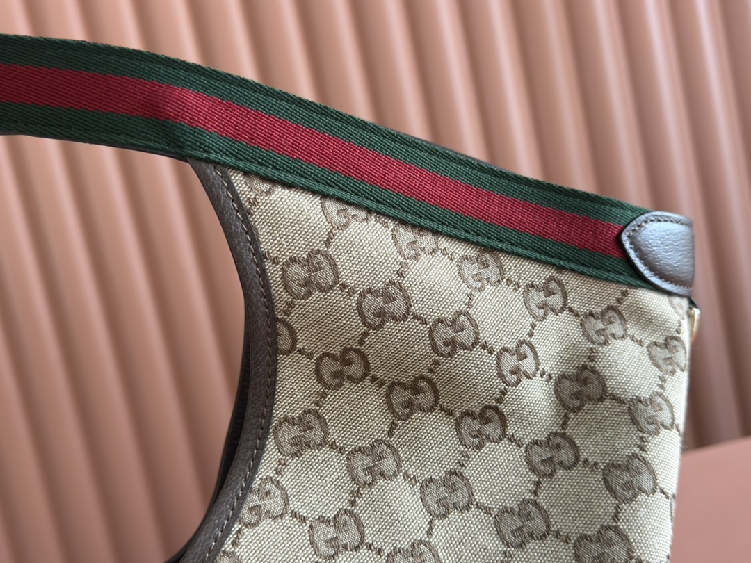 Gucci Giglio Large Tote Bag in Beige and Brown GG Canvas with Pouch 9 i1749810152 13 3
