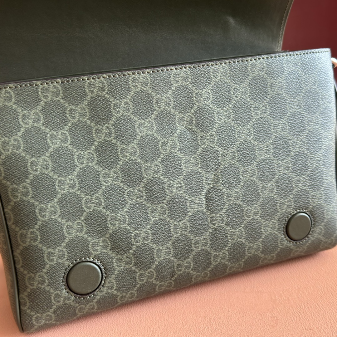 Gucci Green Messenger Bag with Gucci Letter Pattern - Medium Size 7 i1757499457 8254 0