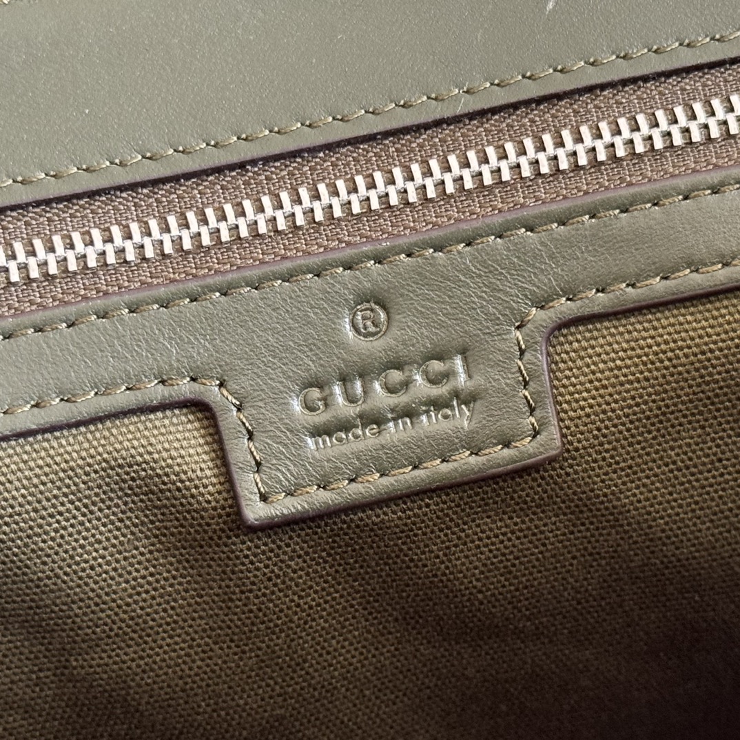 Gucci Green Messenger Bag with Gucci Letter Pattern - Medium Size 9 i1757499457 9376 2