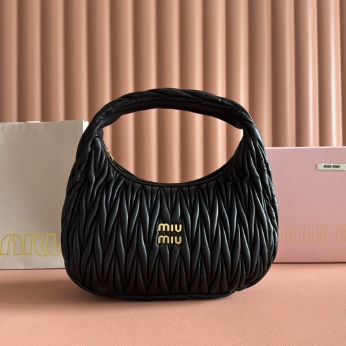 Miu Miu Wander Bag in Matelassé Leather - Hobo Handbag, Black, 29 x 24 x 10 cm 1 Miu Miu Wander Bag in Matelassé Leather - Hobo Handbag, Black, 29 x 24 x 10 cm