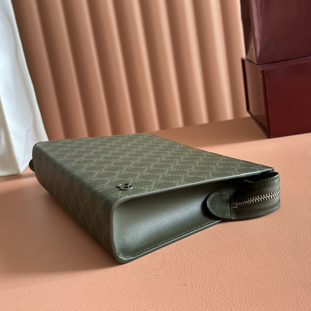 Gucci Supreme Canvas Clutch with Detachable Wrist Strap - Forest Green 9 i1758191926 6187 6