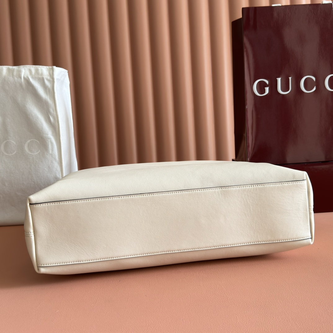 Gucci Beatrix Beige shoulder everyday