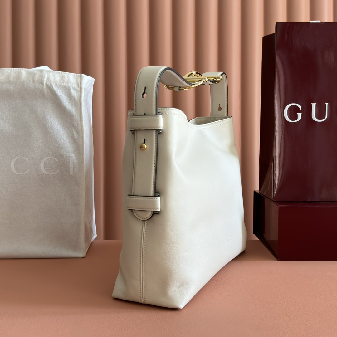 Gucci Beatrix White leather shoulder everyday