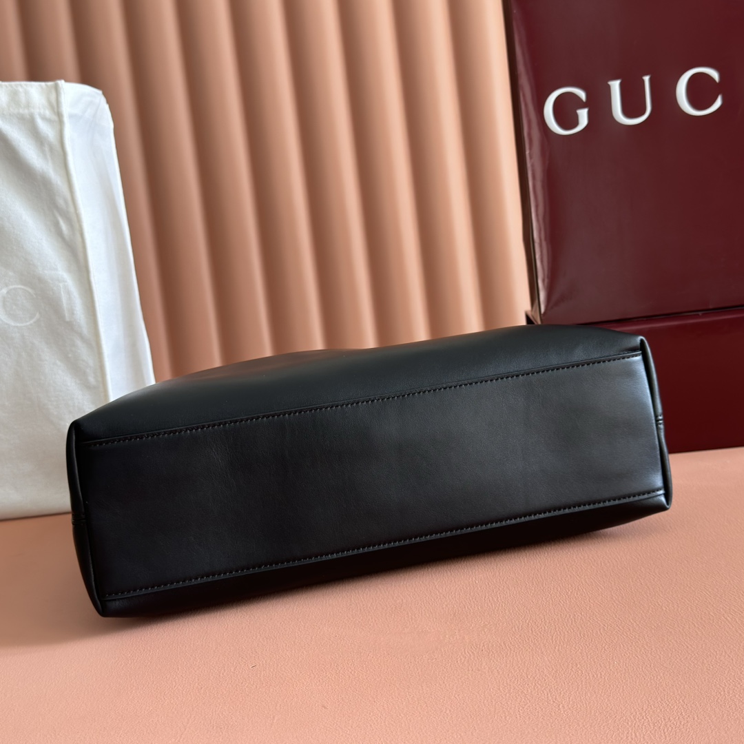 Gucci Beatrix Black leather shoulder everyday