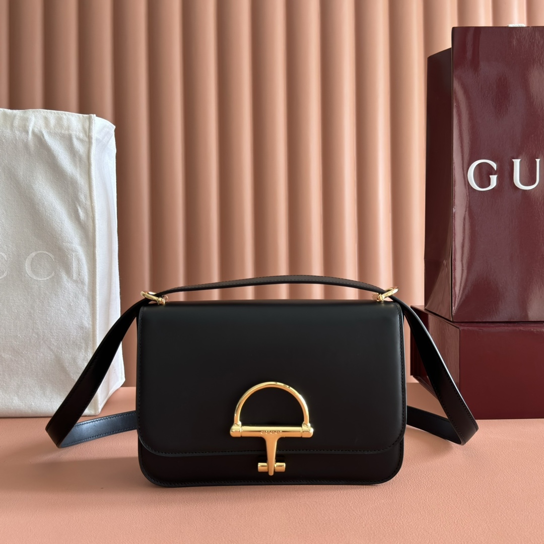 Gucci Siena Black shoulder everyday