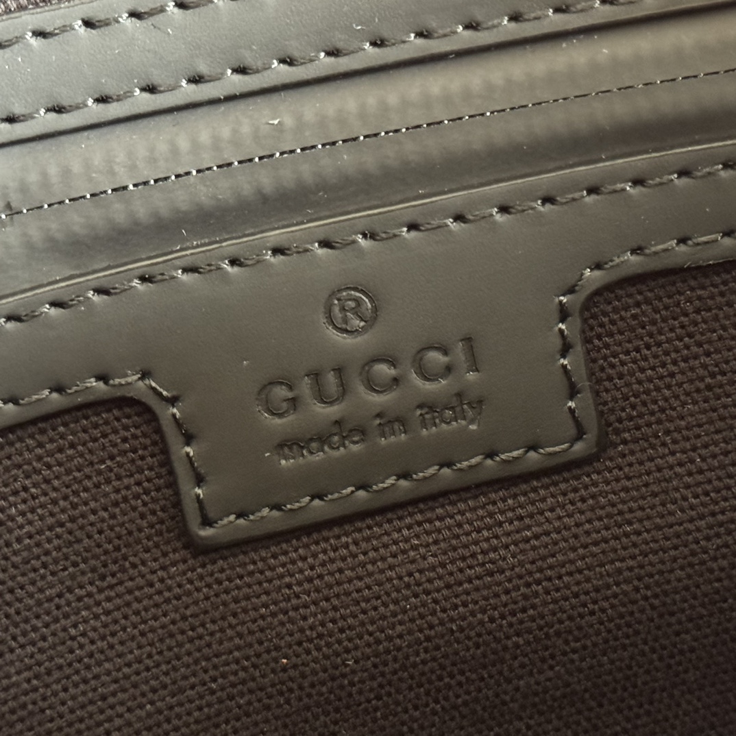 Gucci 771422 AAC4F 1000 Black GG embossed leather crossbody