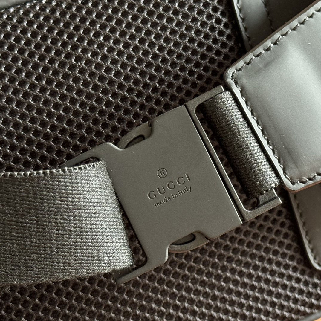 Gucci 771422 AAC4F 1000 Black GG embossed leather crossbody
