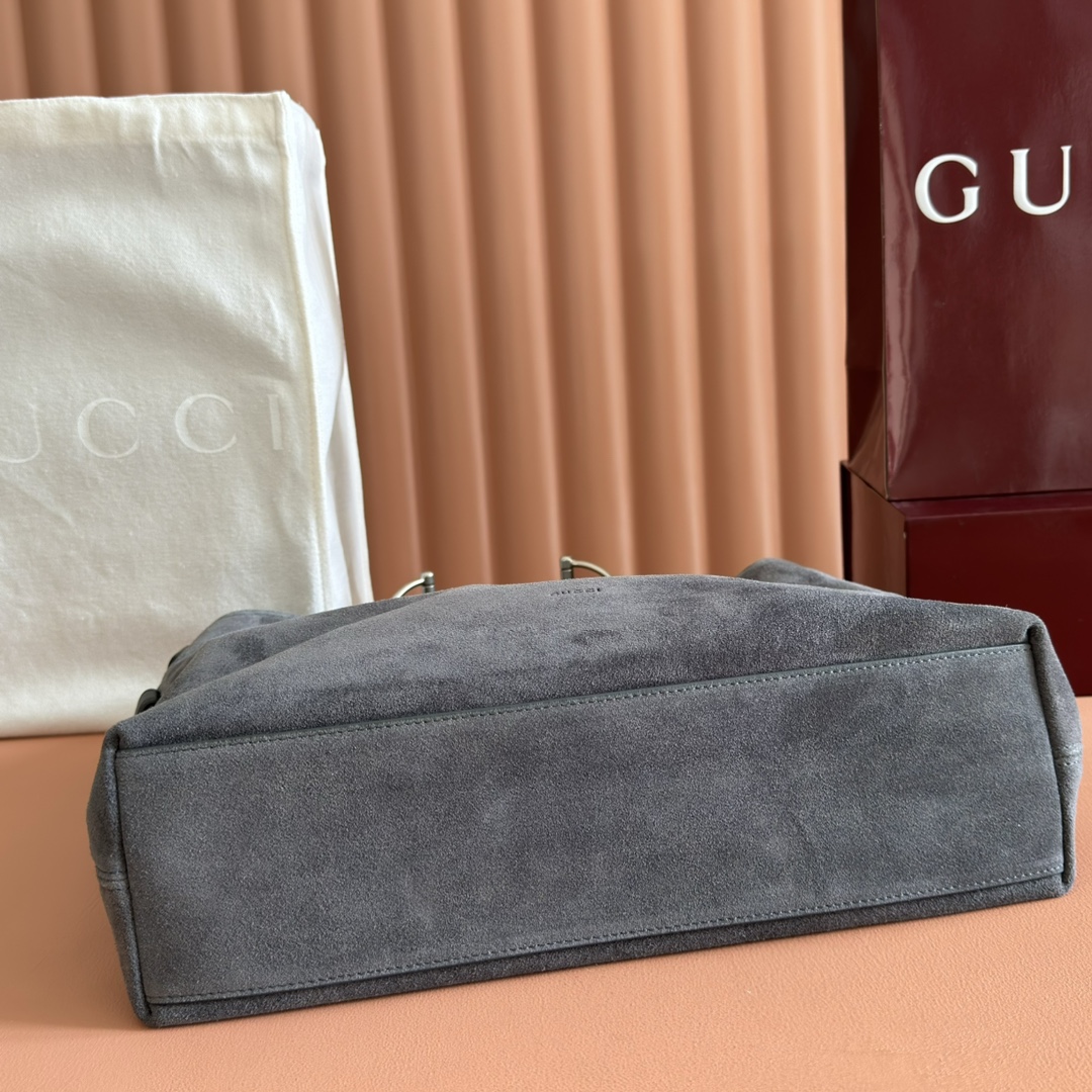 Gucci Beatrix Gray suede shoulder everyday