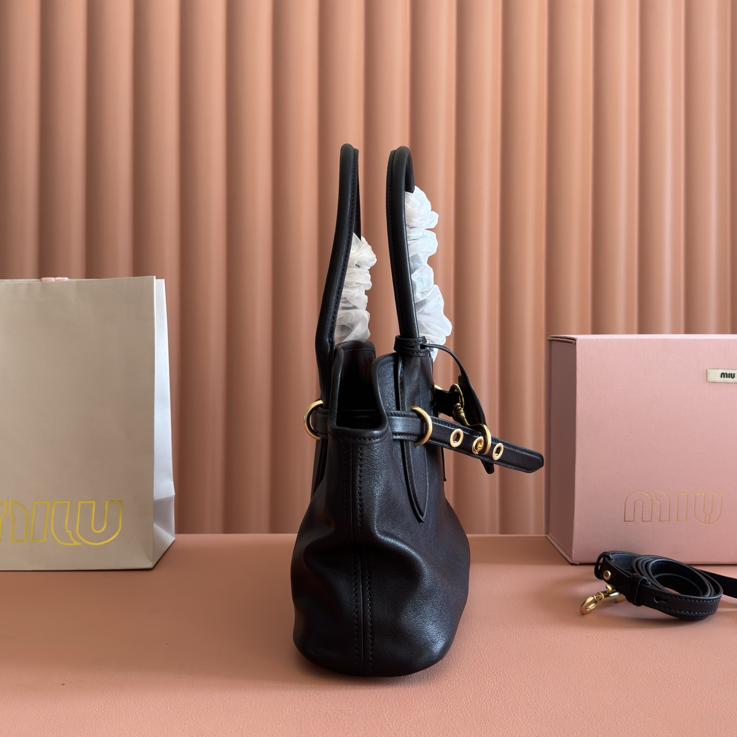 MiuMiu bag 】Aventure 。 ， Nappa ， 。aventure nappa miu ， ， ， ， ， ， ， — photo 3