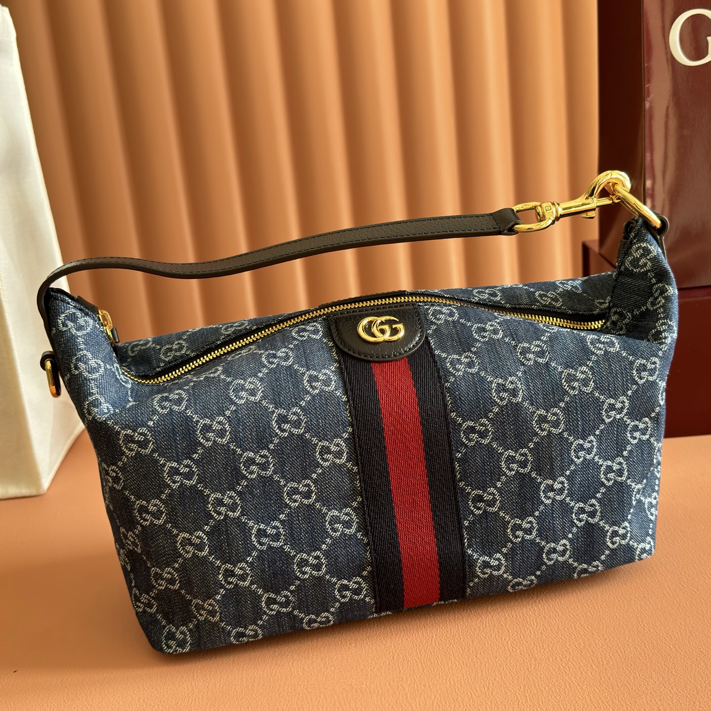 Gucci-Tasche 】Gucci Vanity — photo 6