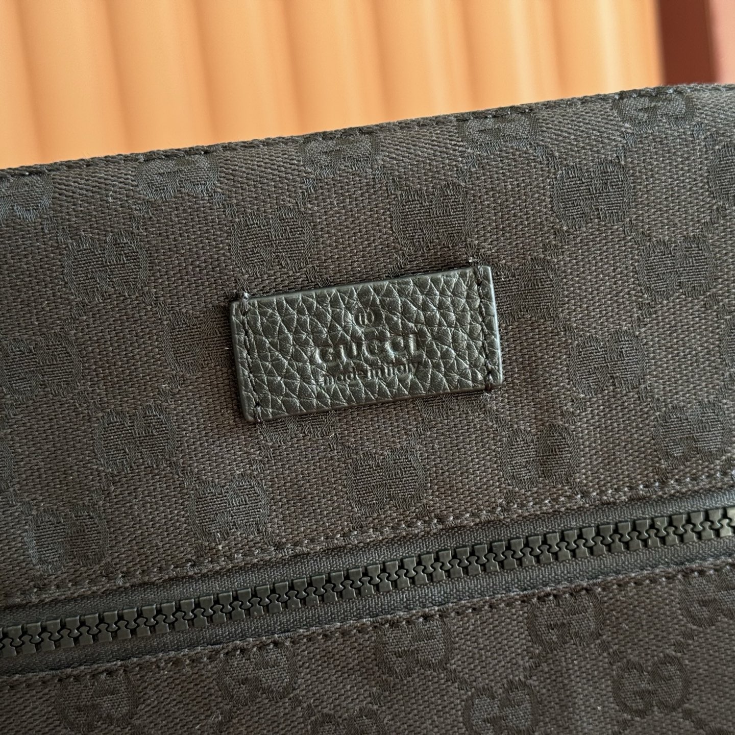 Gucci Black GG Supreme crossbody everyday