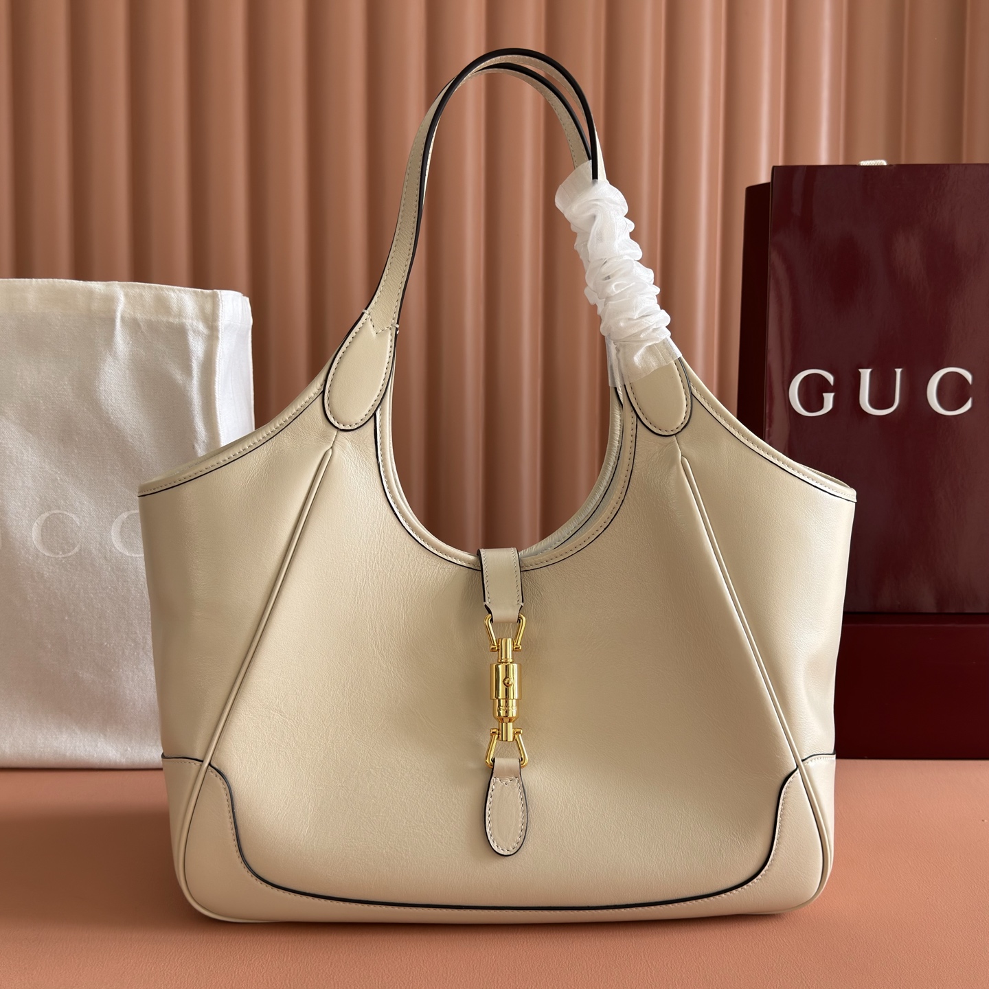 Gucci Jackie Beige shoulder everyday