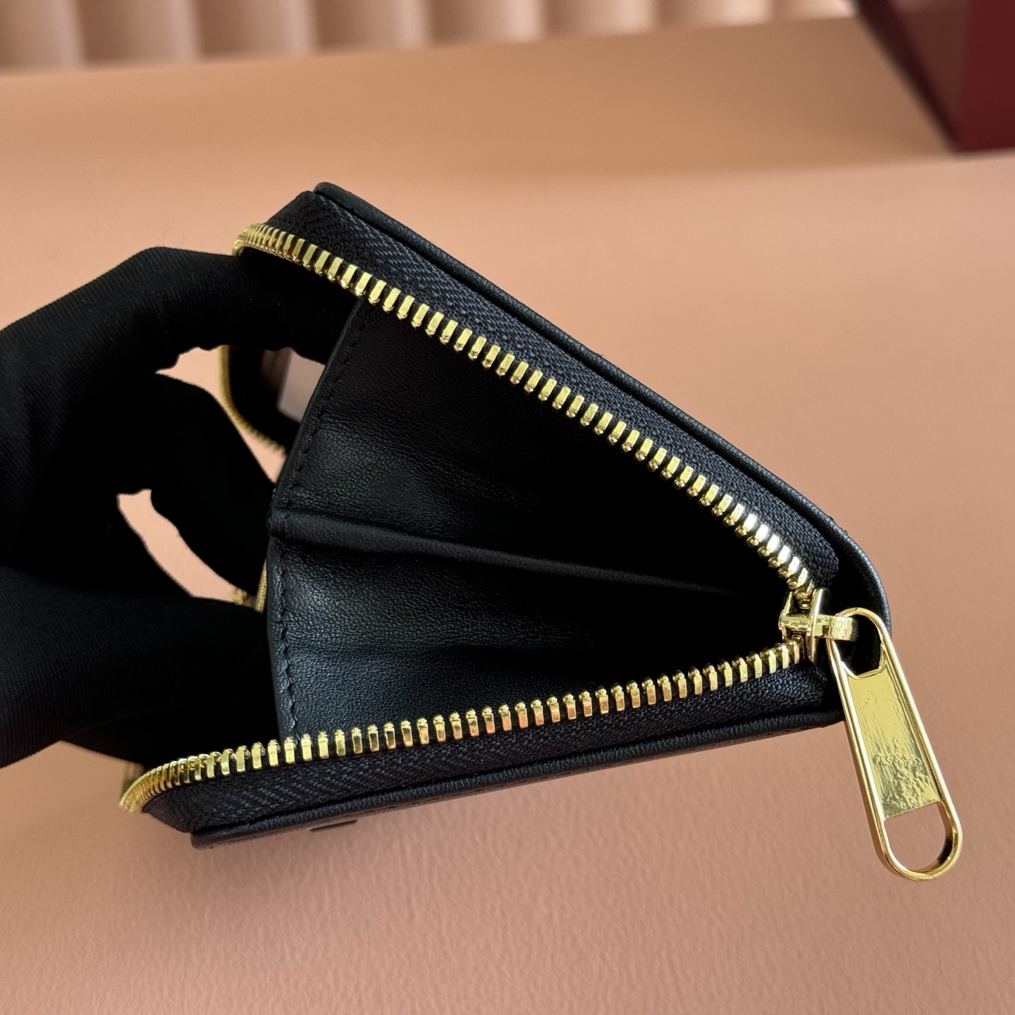 💋💋💋【配全套原厂专柜包装】Generation Gucci古驰世代系列深入探索品牌的典藏元素，将不同世