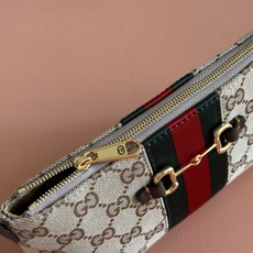 💋💋💋【原厂皮配置专柜全套包装】Generation Gucci古驰世代系列深入探索品牌的典藏元素,将不 💋💋💋【原厂皮配置专柜全套包装】Generation Gucci古驰世代系列深入探索品牌的典藏元素,将不