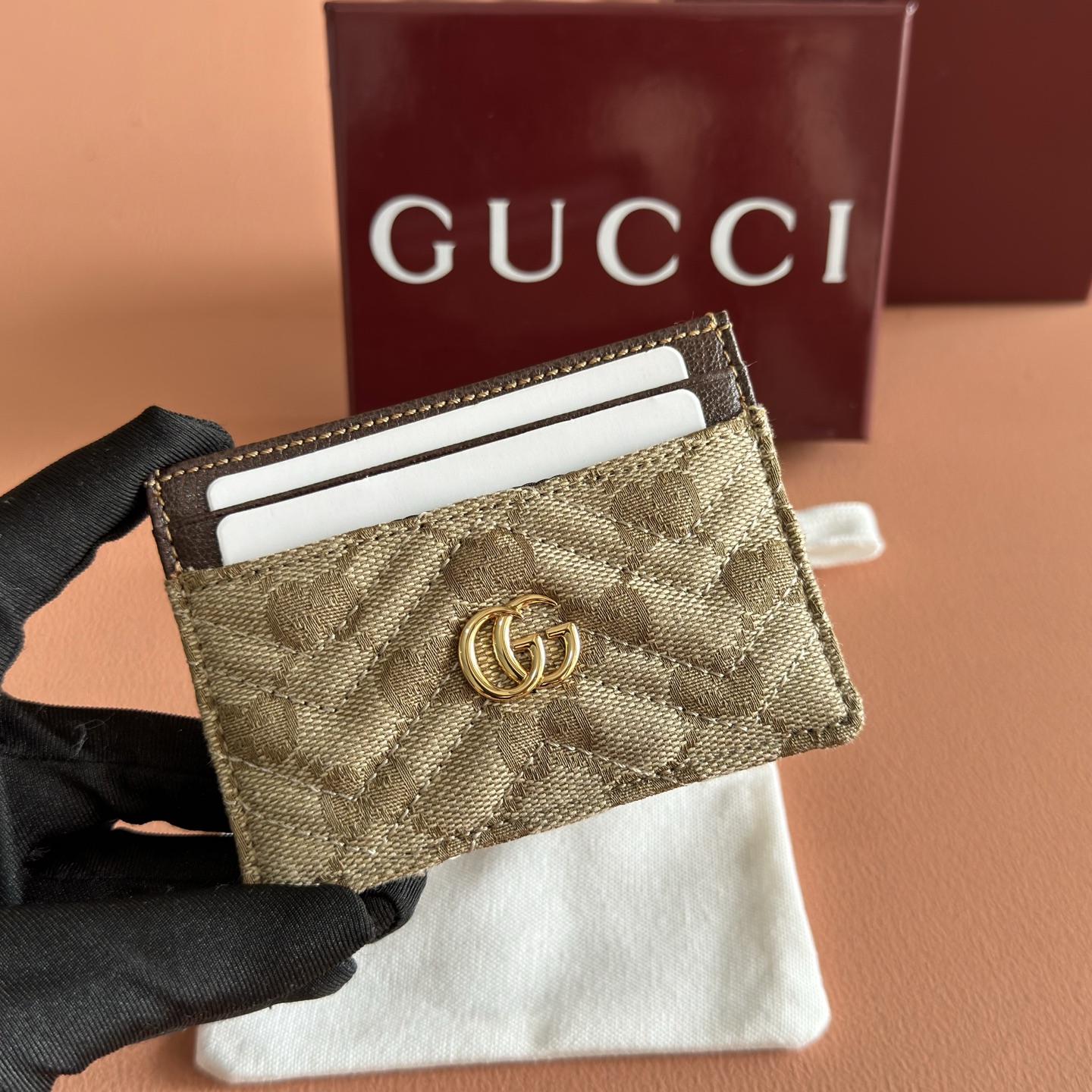 【配全套原厂专柜包装】💞Generation Gucci系列深入探索品牌的典藏元素和视觉密码,将不同世代 【配全套原厂专柜包装】💞Generation Gucci系列深入探索品牌的典藏元素和视觉密码,将不同世代