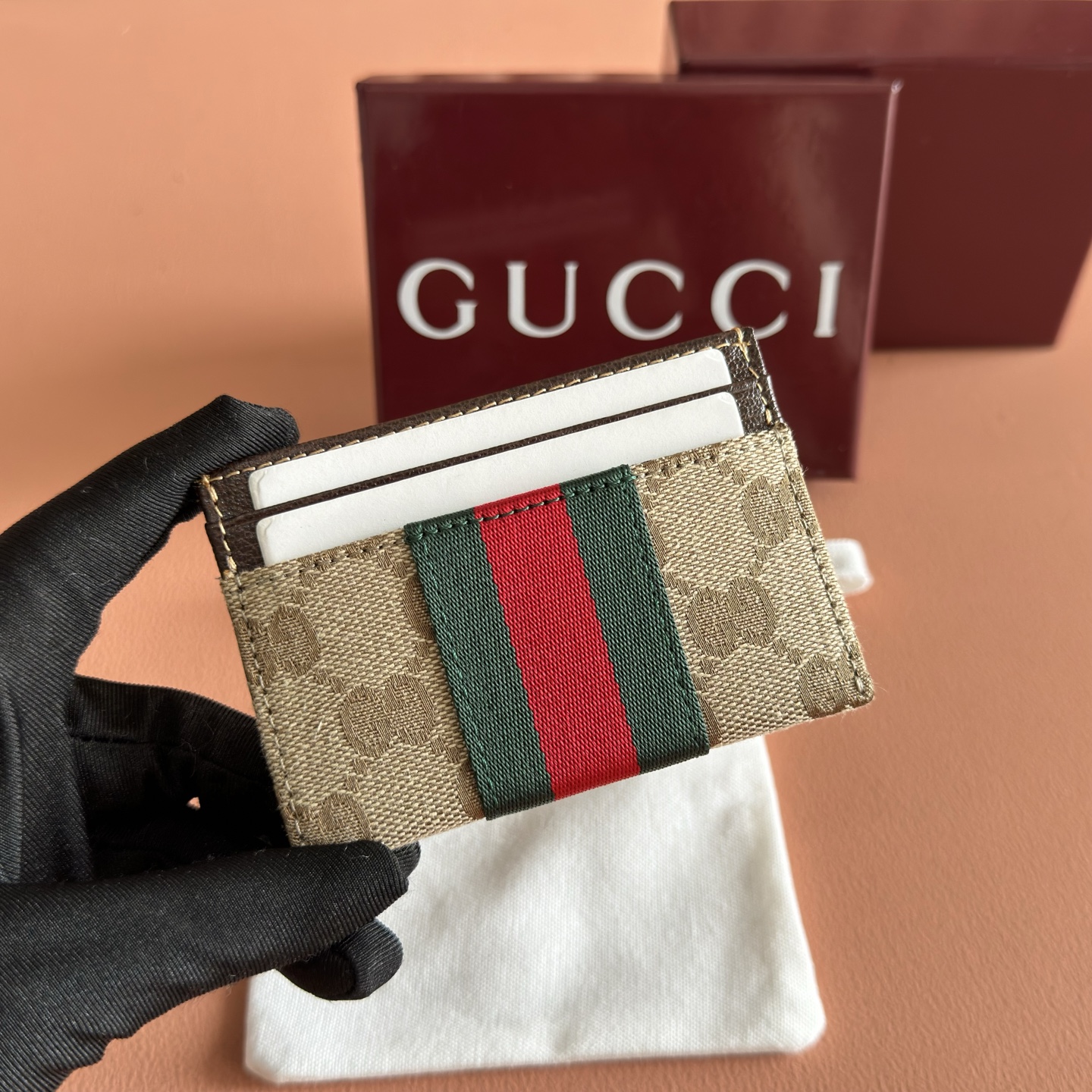 【配全套原厂专柜包装】💞Generation Gucci古驰世代系列深入探索品牌的典藏元素,将不同世代的 【配全套原厂专柜包装】💞Generation Gucci古驰世代系列深入探索品牌的典藏元素,将不同世代的