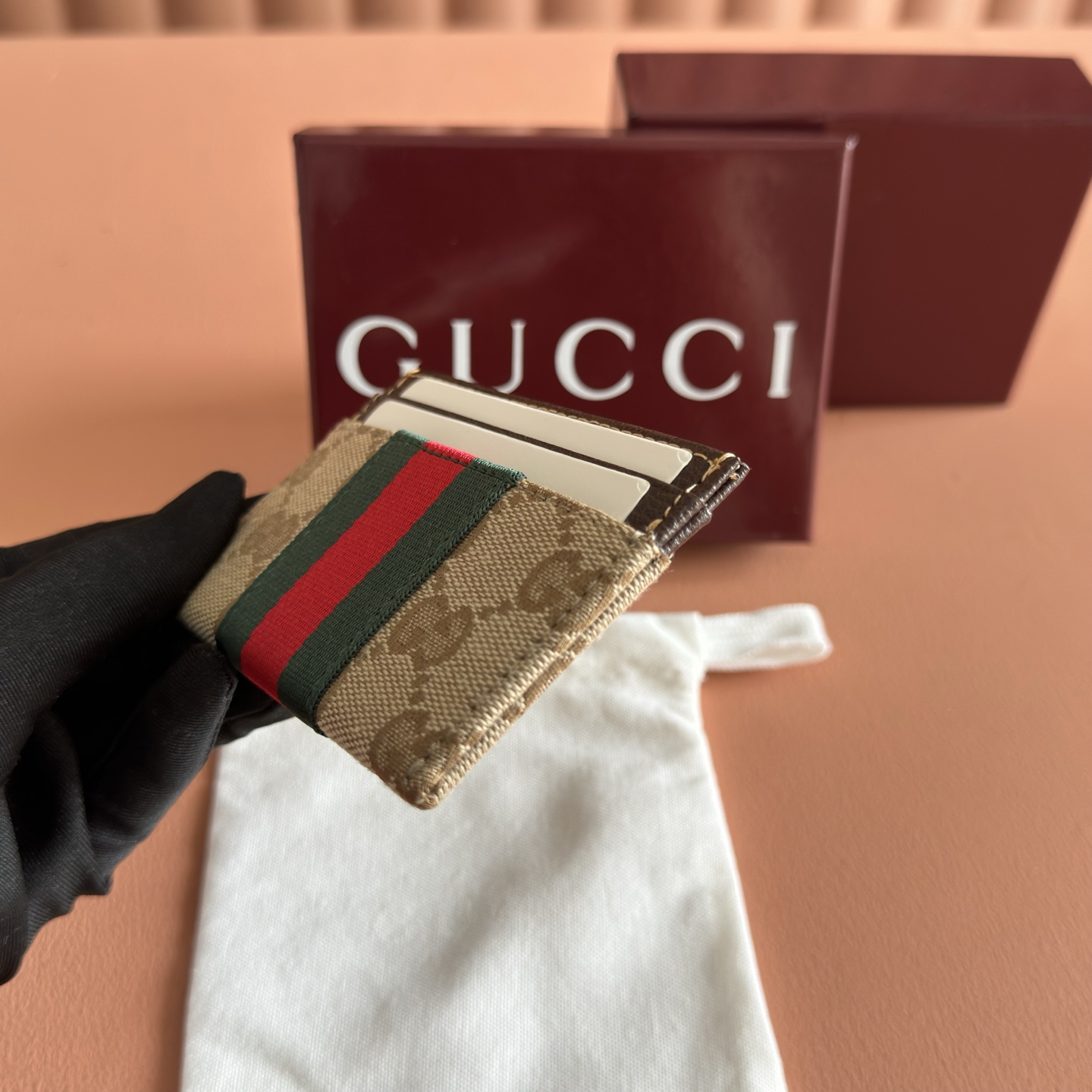 【配全套原厂专柜包装】💞Generation Gucci古驰世代系列深入探索品牌的典藏元素,将不同世代的 【配全套原厂专柜包装】💞Generation Gucci古驰世代系列深入探索品牌的典藏元素,将不同世代的
