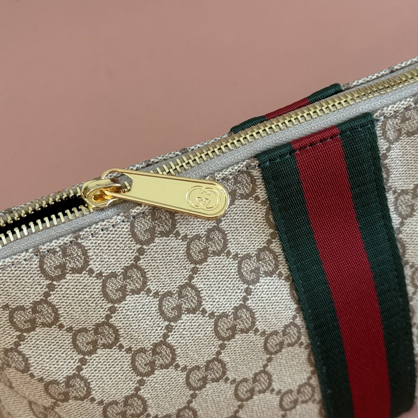 【配全套原厂专柜包装】Generation Gucci古驰世代系列深入探索品牌的典藏元素，将不同世代的设