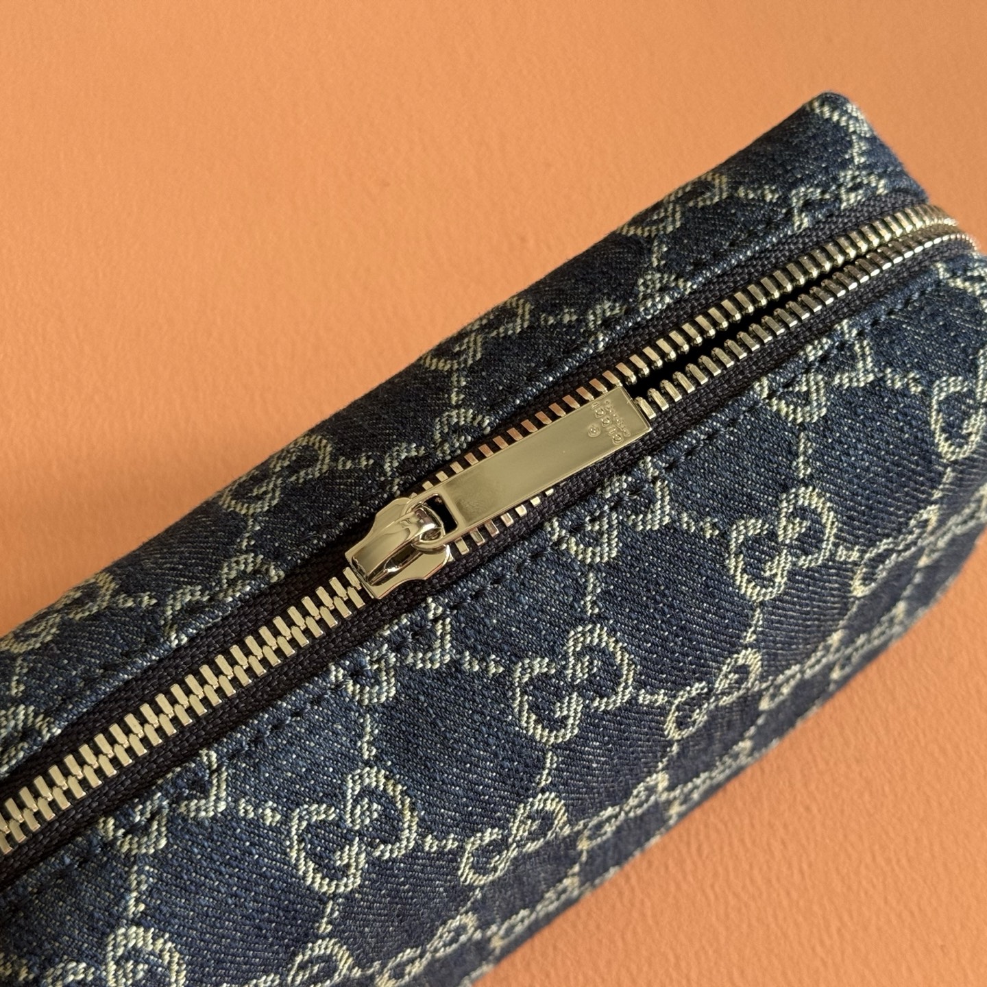 💋💋💋【配全套原厂专柜包装】《古驰世代》(Generation Gucci)系列深入探索品牌典藏元素,将 💋💋💋【配全套原厂专柜包装】《古驰世代》(Generation Gucci)系列深入探索品牌典藏元素,将