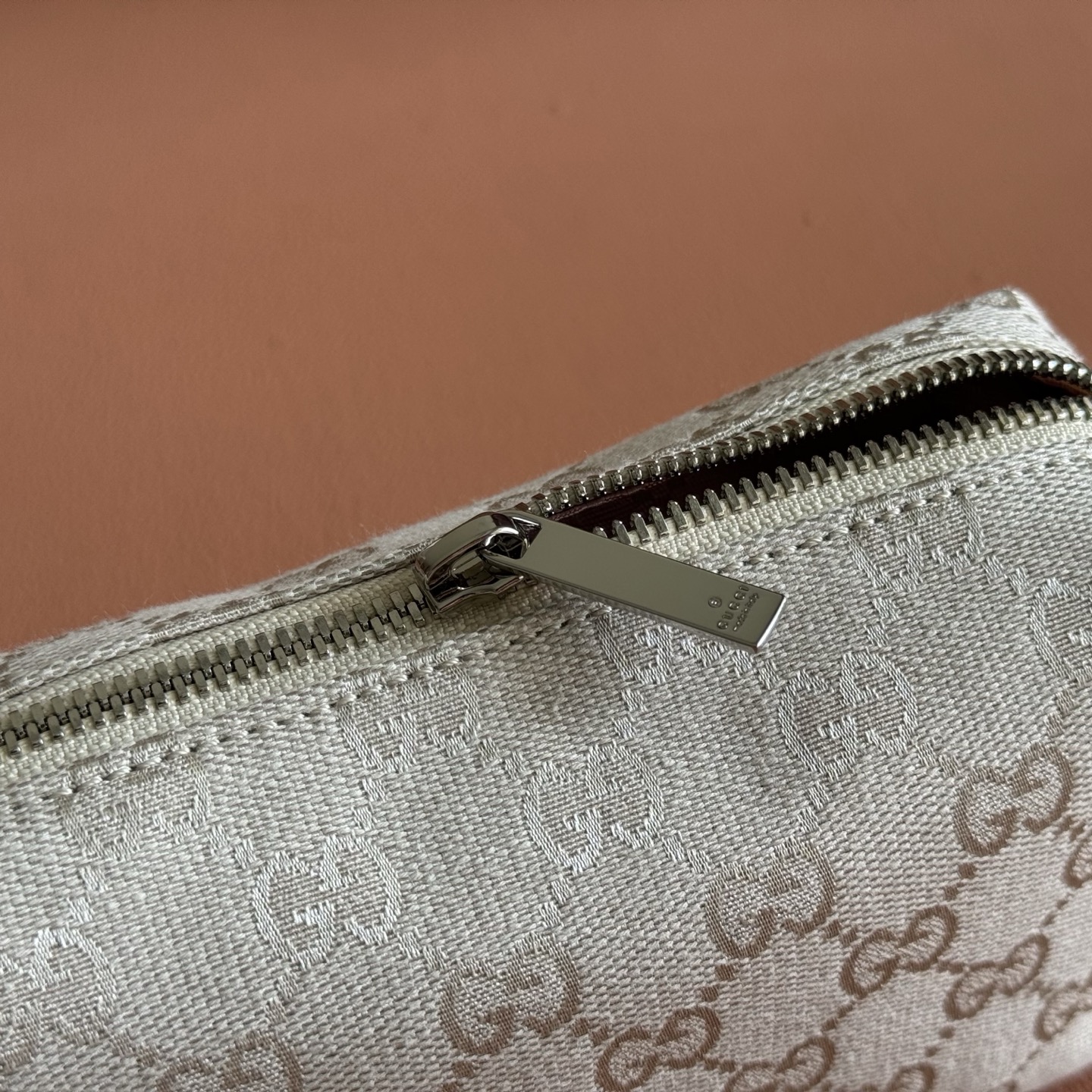 💋💋💋【配全套原厂专柜包装】《古驰世代》(Generation Gucci)系列深入探索品牌典藏元素,将 💋💋💋【配全套原厂专柜包装】《古驰世代》(Generation Gucci)系列深入探索品牌典藏元素,将
