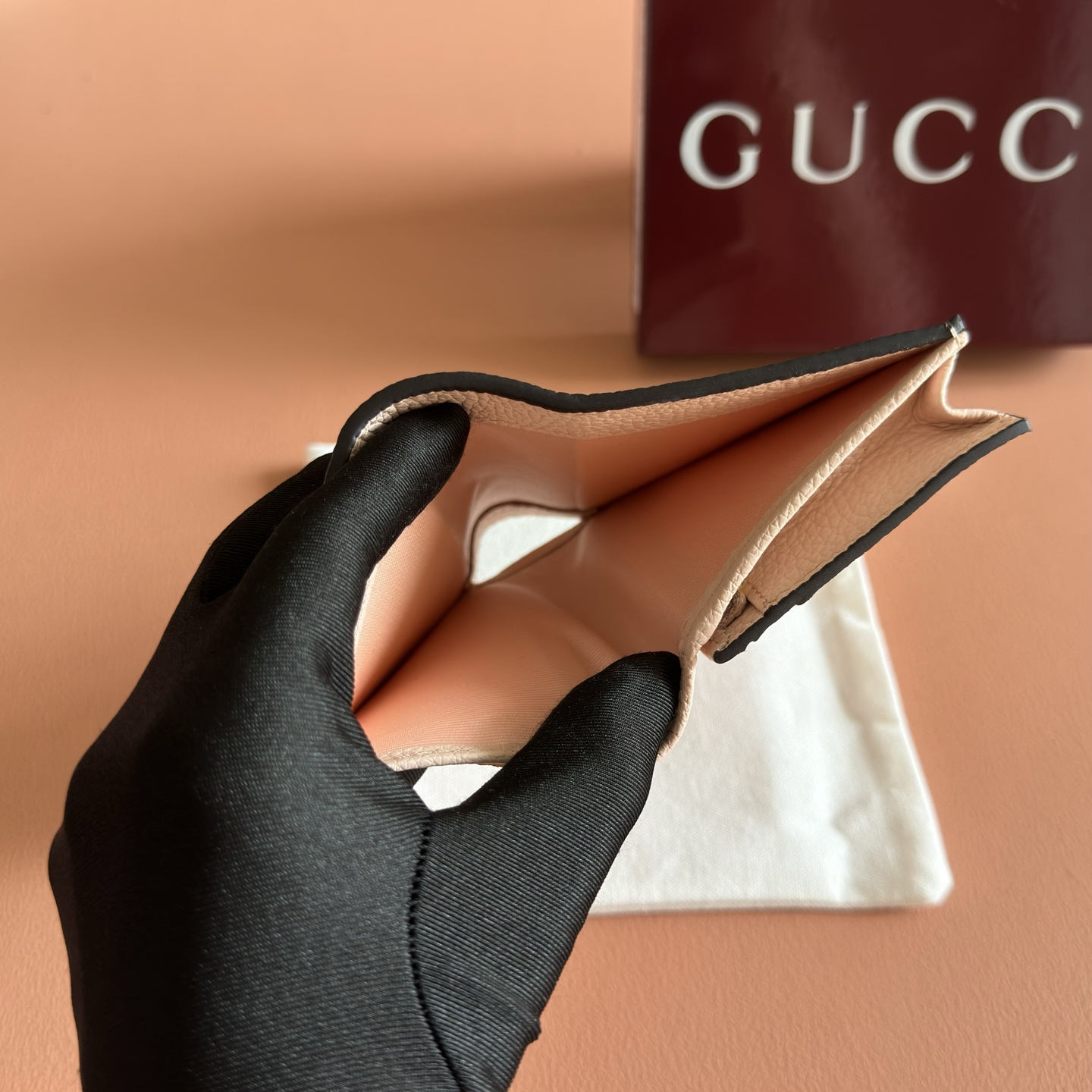 💋💋💋【配全套原厂专柜包装】Generation Gucci古驰世代系列深入探索品牌的典藏元素，将不同世