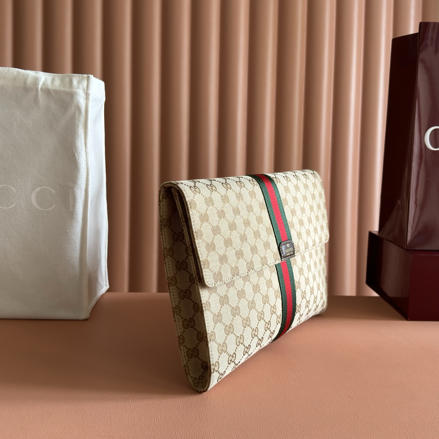 💋💋💋【配全套原厂专柜包装】Generation Gucci系列深入探索品牌的典藏元素，将不同世代的设计