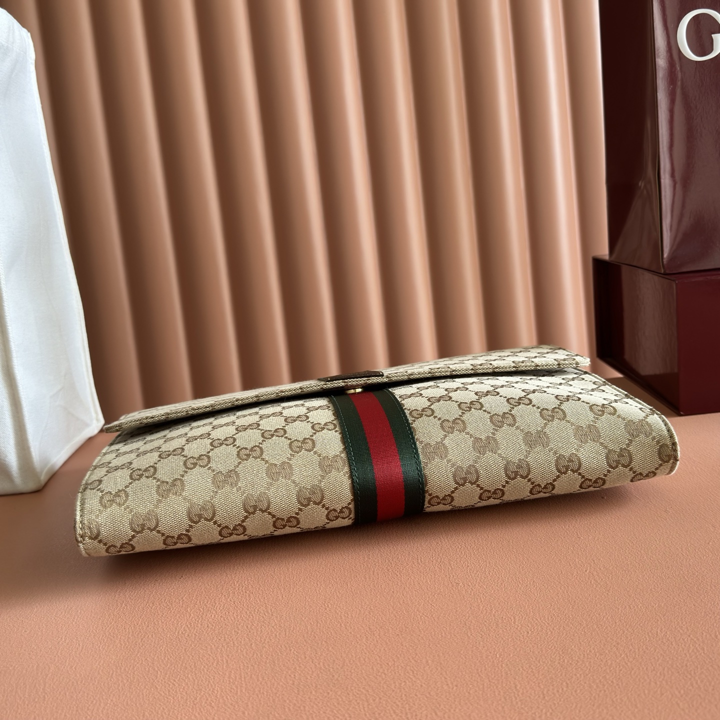 💋💋💋【配全套原厂专柜包装】Generation Gucci系列深入探索品牌的典藏元素，将不同世代的设计