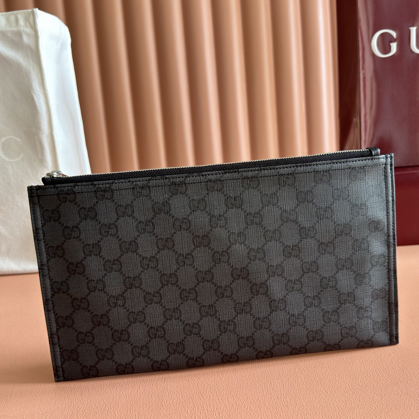 ⛰️⛰️⛰️《配全套原厂专柜包装》💞Generation Gucci 深入探索品牌档案代码，将不同世代的