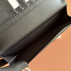 ⛰️⛰️⛰️【配全套原厂专柜包装】💞Generation Gucci 探索品牌的典藏元素,将不同世代的设 ⛰️⛰️⛰️【配全套原厂专柜包装】💞Generation Gucci 探索品牌的典藏元素,将不同世代的设