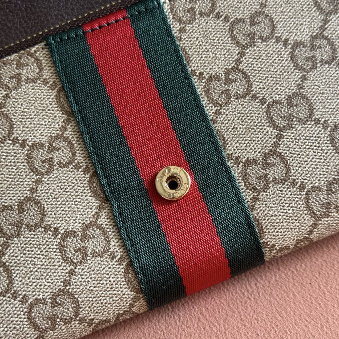 ⛰️⛰️⛰️【配全套原厂专柜包装】💞Generation Gucci 深入探索品牌的典藏元素，将不同世代