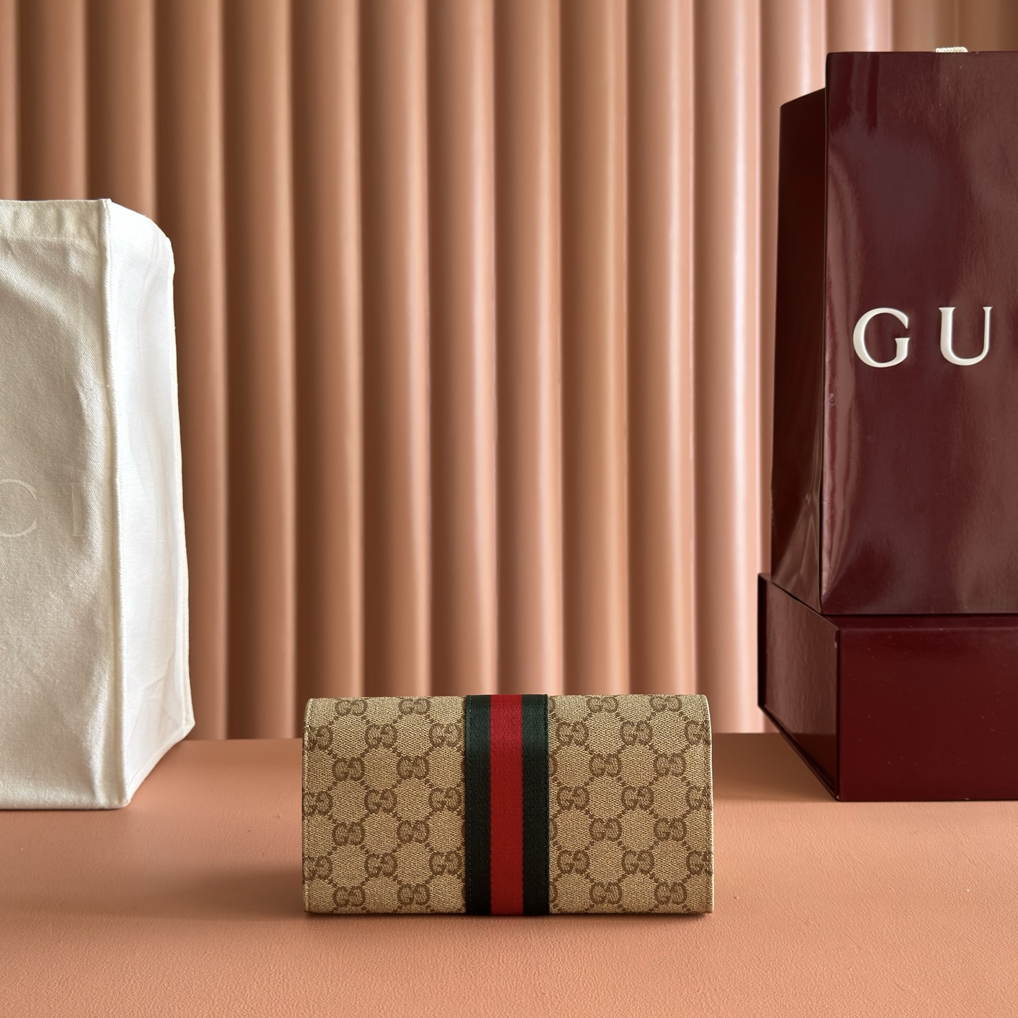 ⛰️⛰️⛰️【配全套原厂专柜包装】💞Generation Gucci 深入探索品牌的典藏元素，将不同世代
