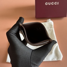 ⛰️⛰️⛰️。【配全套原厂专柜包装】💞Generation Gucci深入探索品牌典藏元素,将不同世代的 ⛰️⛰️⛰️。【配全套原厂专柜包装】💞Generation Gucci深入探索品牌典藏元素,将不同世代的