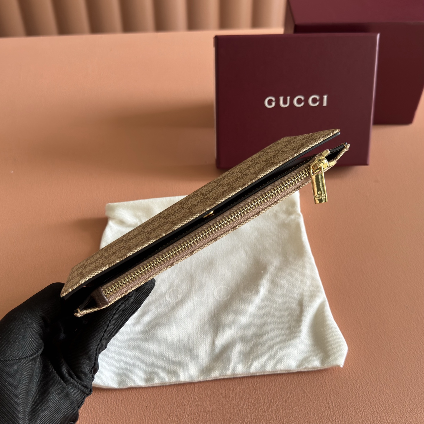 ⛰️⛰️⛰️【配全套原厂专柜包装】💞Generation Gucci 探索品牌的典藏元素，将不同世代的设