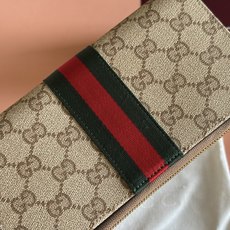 ⛰️⛰️⛰️【配全套原厂专柜包装】💞Generation Gucci 探索品牌的典藏元素,将不同世代的设 ⛰️⛰️⛰️【配全套原厂专柜包装】💞Generation Gucci 探索品牌的典藏元素,将不同世代的设