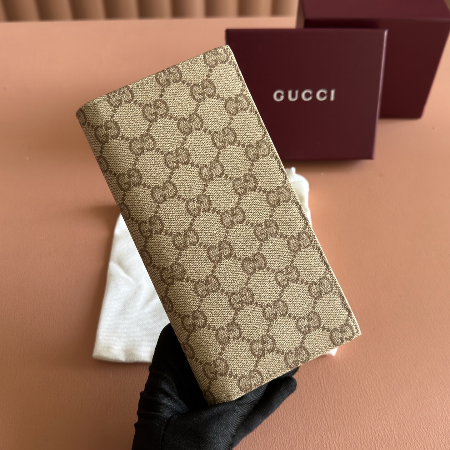 ⛰️⛰️⛰️【配全套原厂专柜包装】💞Generation Gucci 探索品牌的典藏元素，将不同世代的设