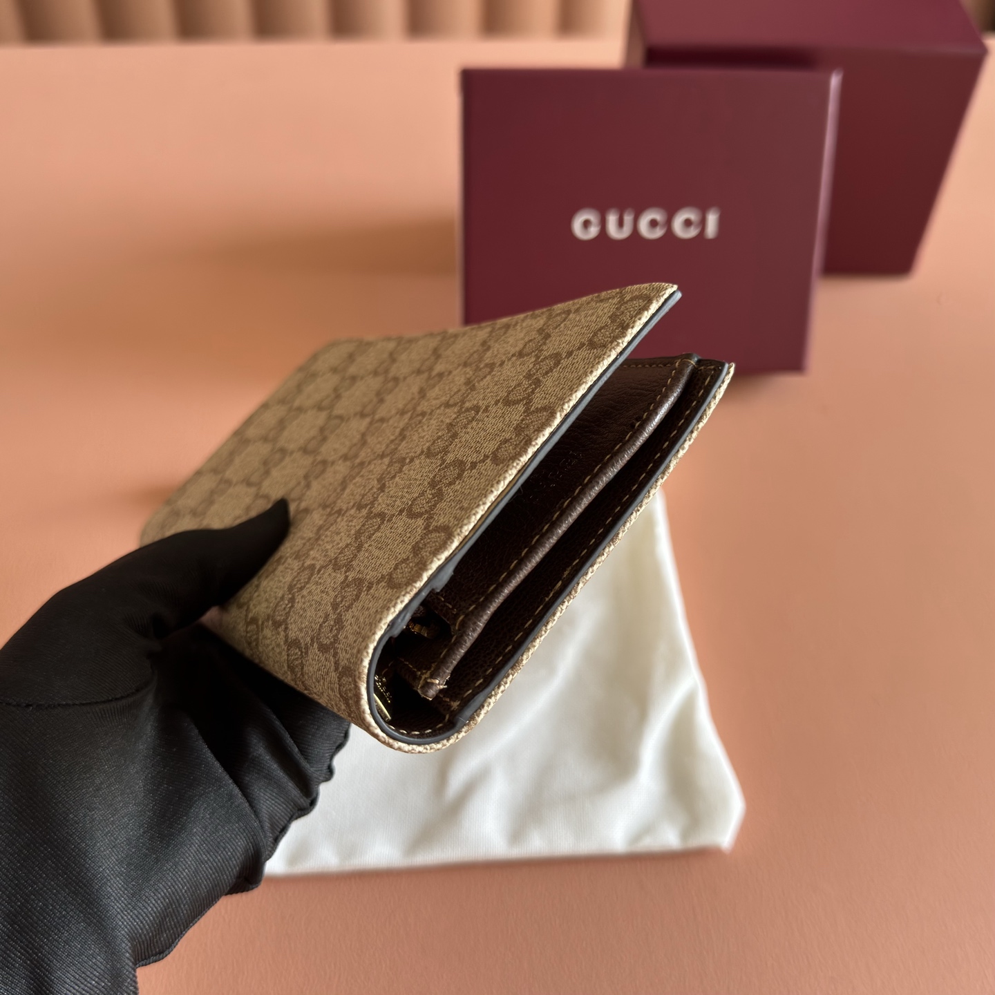 ⛰️⛰️⛰️【配全套原厂专柜包装】💞Generation Gucci 探索品牌的典藏元素，将不同世代的设
