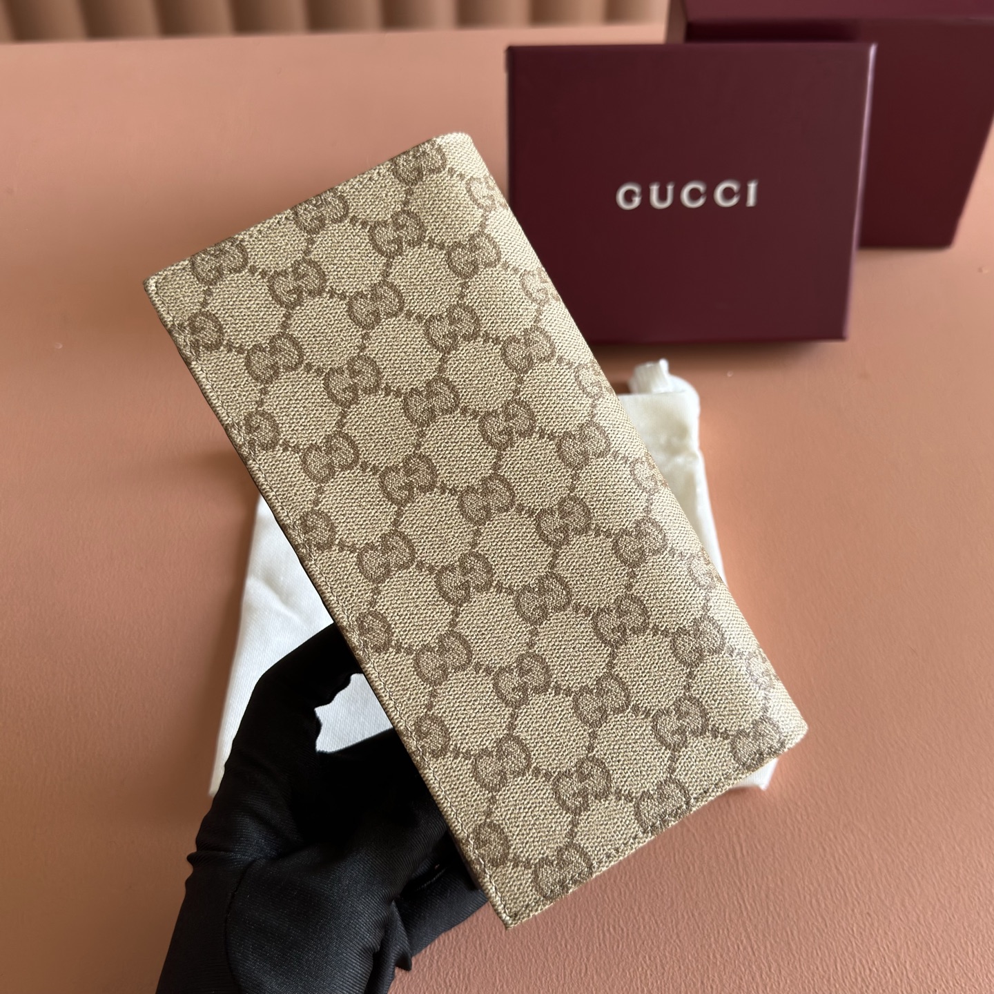 ⛰️⛰️⛰️【配全套原厂专柜包装】💞Generation Gucci 探索品牌的典藏元素，将不同世代的设