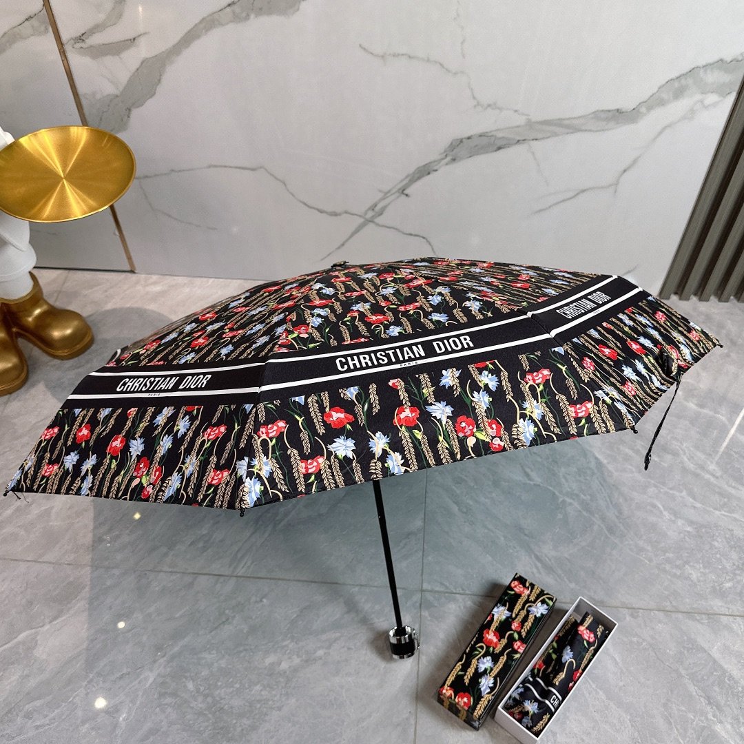 DIOR迪奥2024新款五折折叠晴雨伞时尚原单代工品质细节精致看得见的品质打破一成不变色泽纯正艳丽！