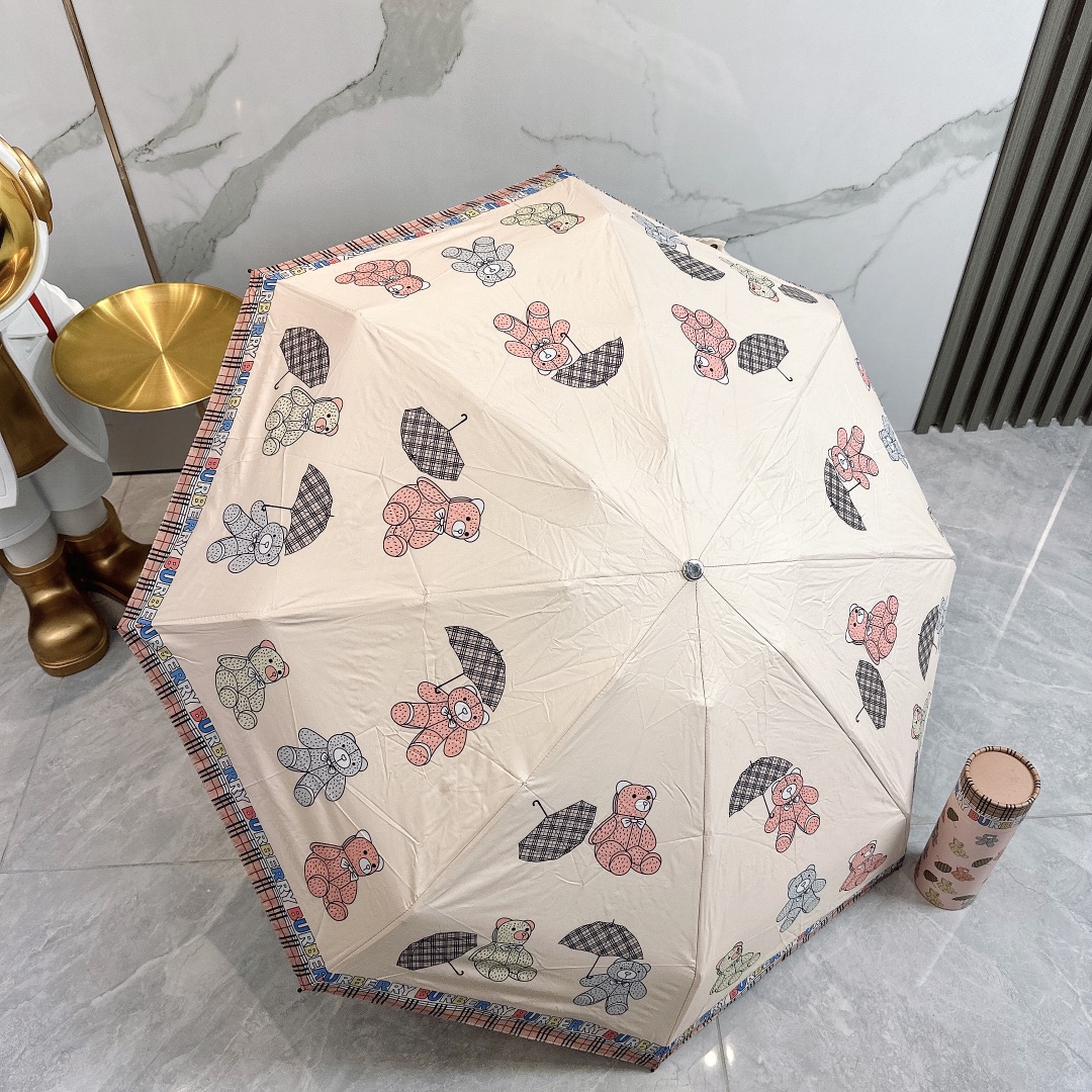 BURBERRY巴宝莉水晶手柄2024新款五折折叠晴雨伞时尚原单代工品质细节精致看得见的品质打破一成不变
