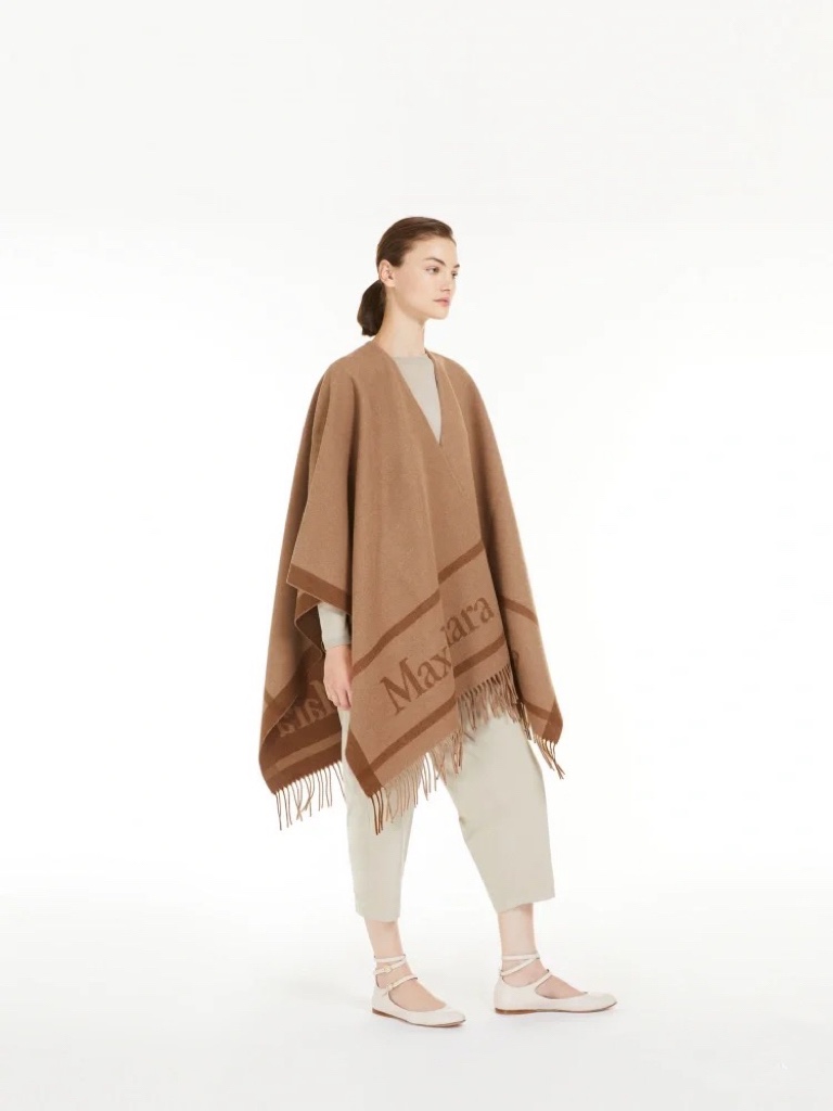 [McQueen Scarves]